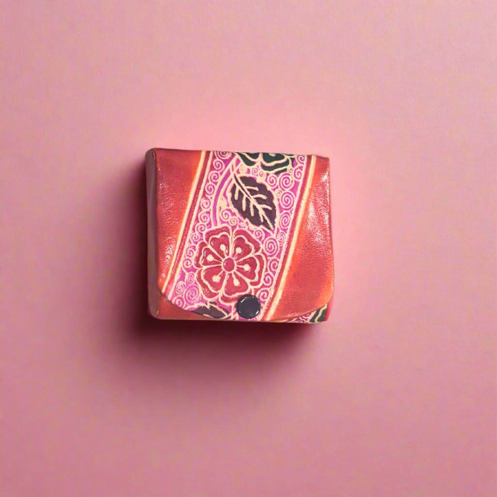 Embossed Leather Lipstick Holder – 3 Slot Travel Pouch for Lipsticks - ArtisanSoul