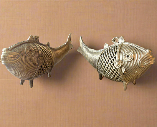 Dokra Medium Brass Fish Figurine – Handcrafted Tribal Art from Dhenkanal, Odisha (Single or Pair) - ArtisanSoul