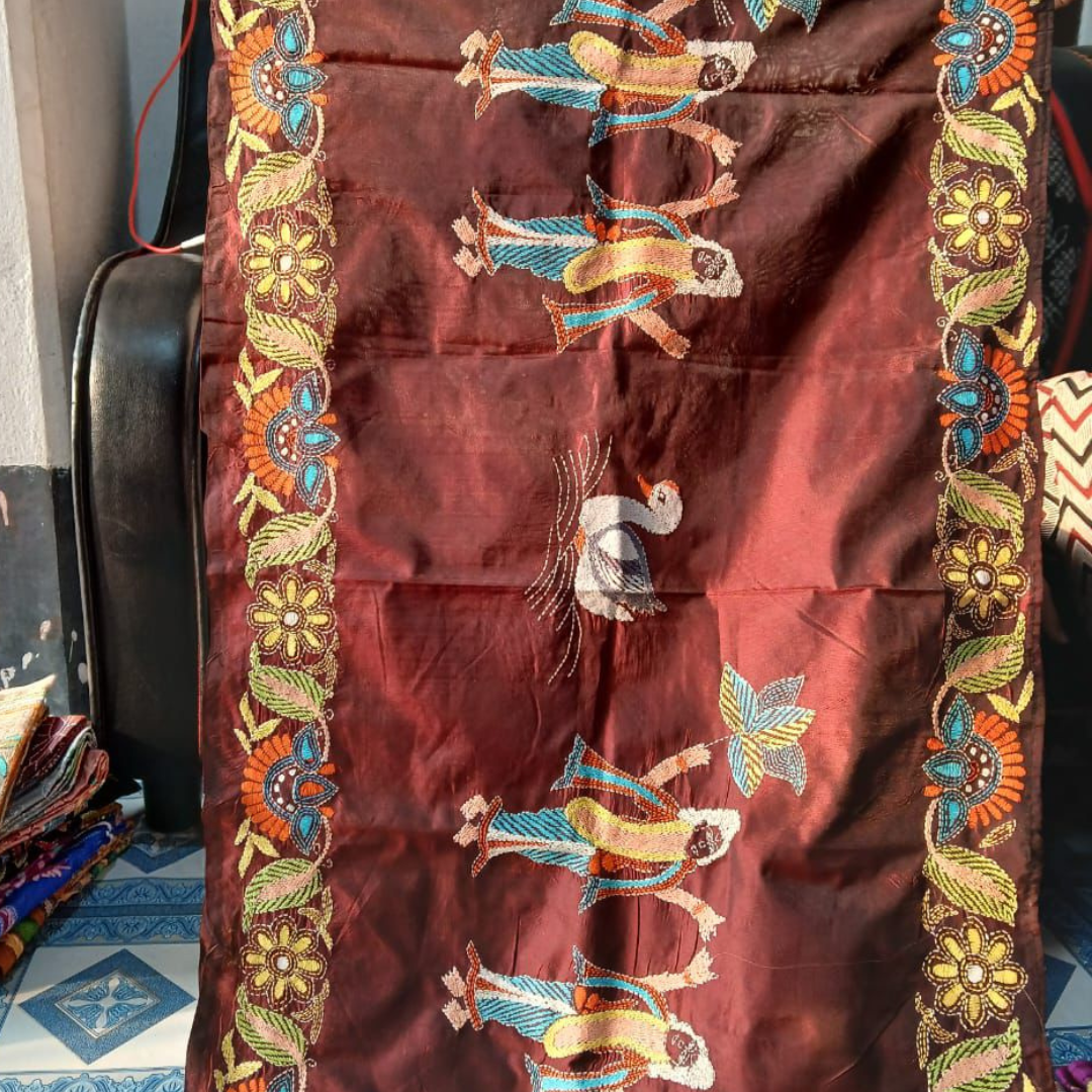 Maroon stole with Swan and floral pattern.