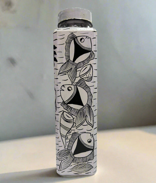 Pattachitra handpainted 1 litre glass water bottle eco-friendly artisan craft white