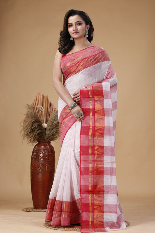 Traditional Taant saree with Nakshipaar border – handwoven Bengal cotton saree