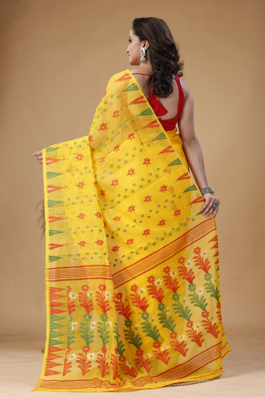 Traditional Yellow Jamdani Saree – Handwoven Bengal Elegance