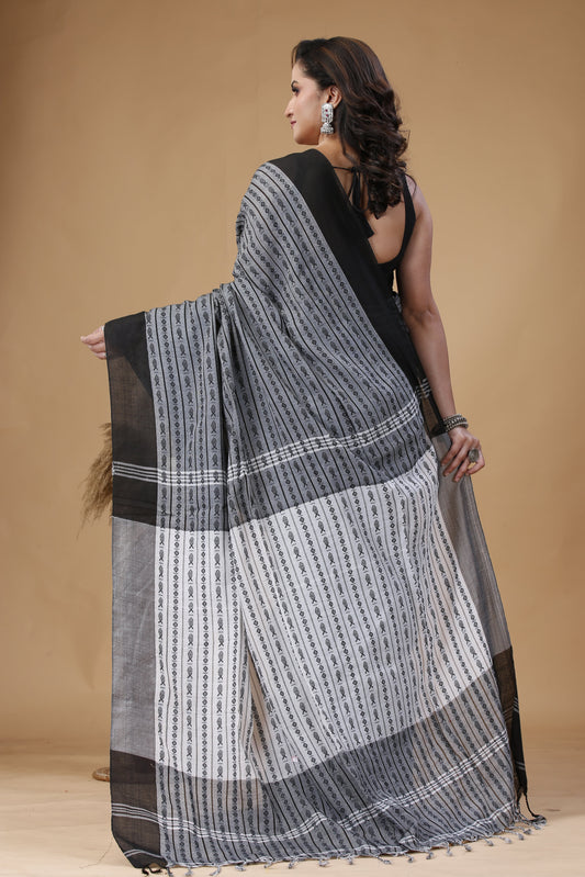 Khaadi Cotton Saree with Fish Motifs – Handloom Saree from Bengal