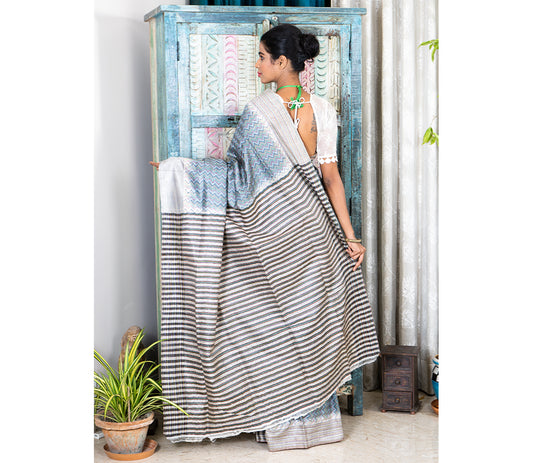 Kantha Stitch on Silk Saree with Jalchuri Pattern - Grey - ArtisanSoul