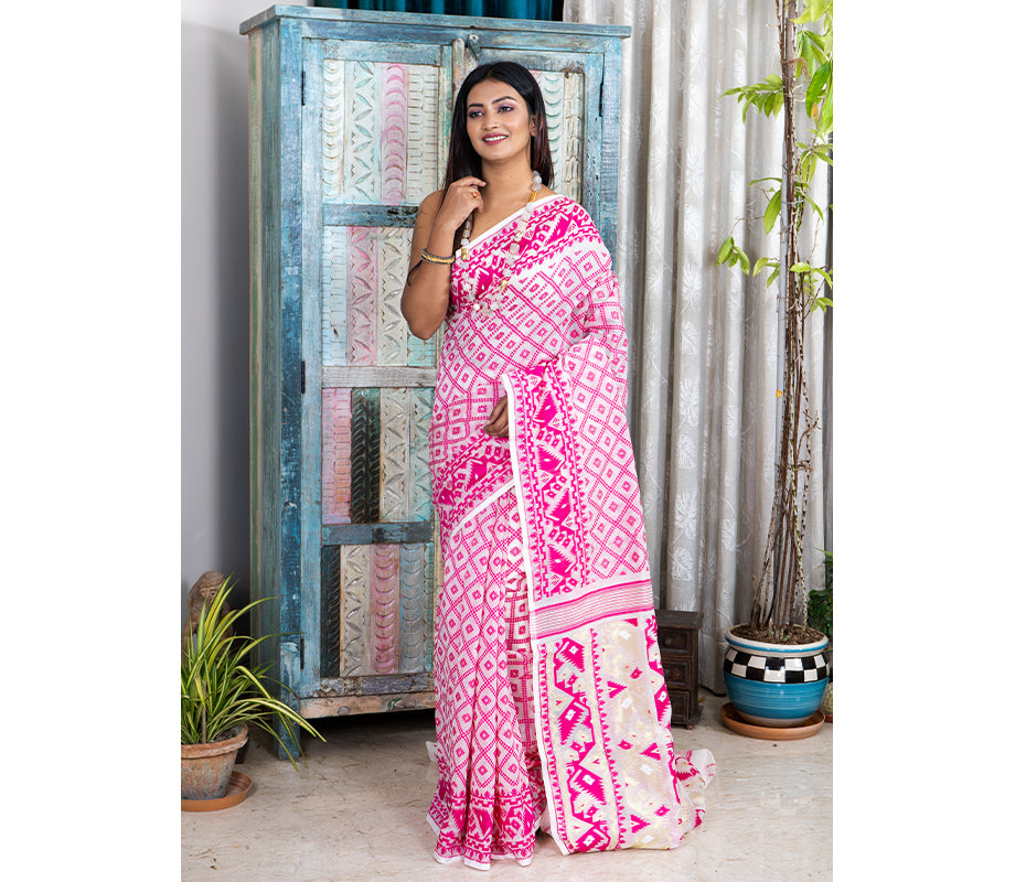 Handloom Jamdani Saree - Pink on White - ArtisanSoul