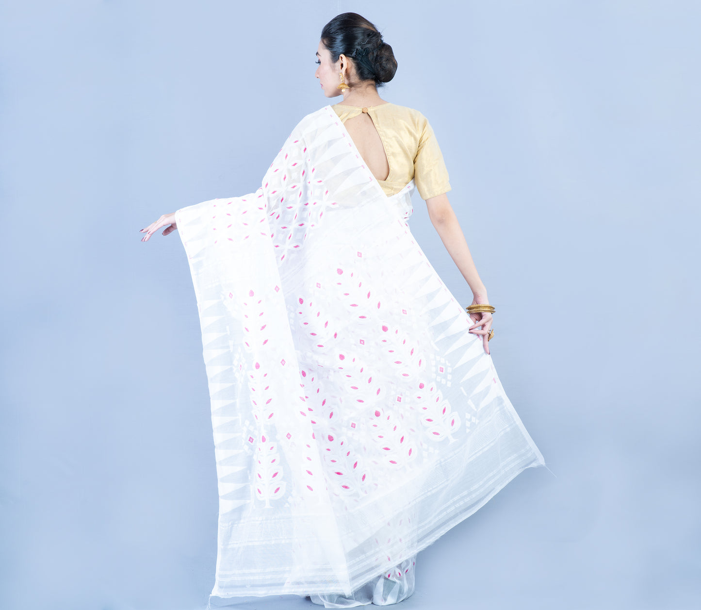 Handloom Jamdani Saree - White - ArtisanSoul
