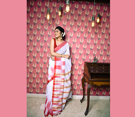 Handloom Saree with Paar Kotki Design in White and Red - ArtisanSoul
