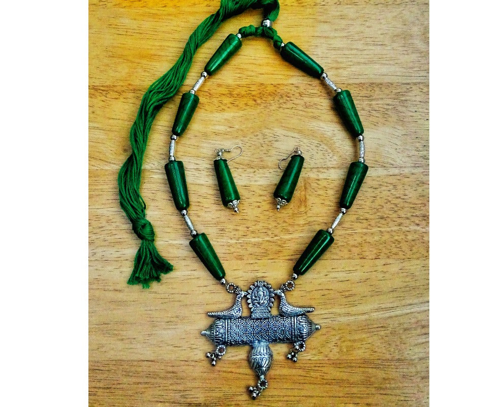 Ethnic Handcrafted Necklace - Dark Green - ArtisanSoul