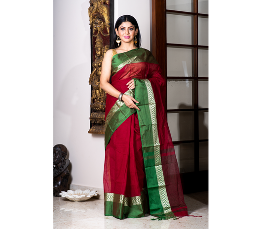 Handloom Tant Saree - Maroon With Green Par - ArtisanSoul