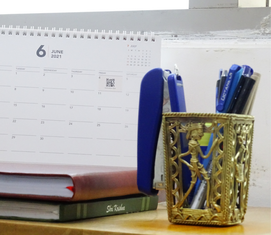 Authentic Dhokra Art from Chhattisgarh - Tribal Pen stand (Square) - ArtisanSoul