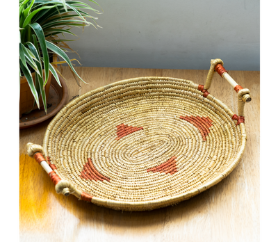 Sikki Grass Tray With Handel - Natural & Red Spots