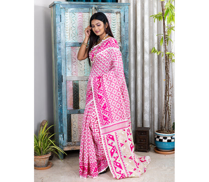 Handloom Jamdani Saree - Pink on White