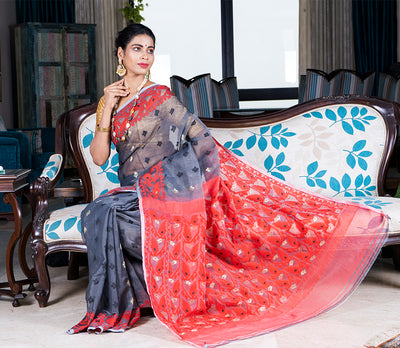 Handloom Jamdani Sub Dhakai Saree - Grey & Red