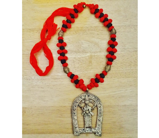 Ethnic Handcrafted Red & Black Threaded Dokra Necklace - Ganesh in Kulo Design
